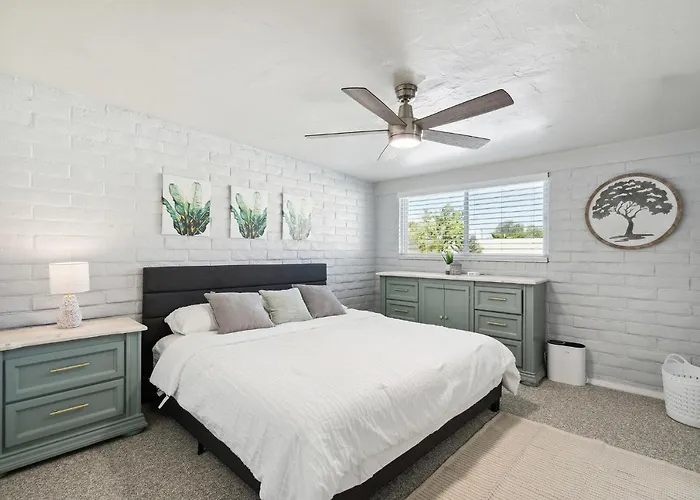 Family-friendly Desert Oasis Ferienhaus *