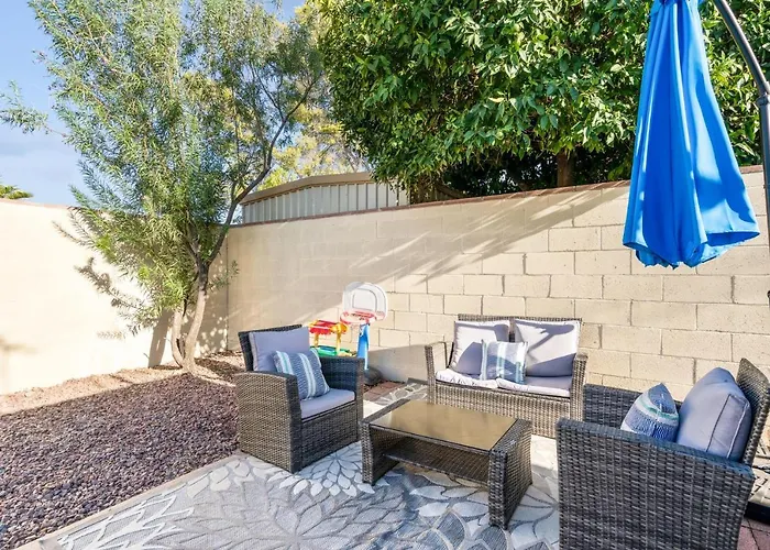 Family-friendly Desert Oasis Ferienhaus *