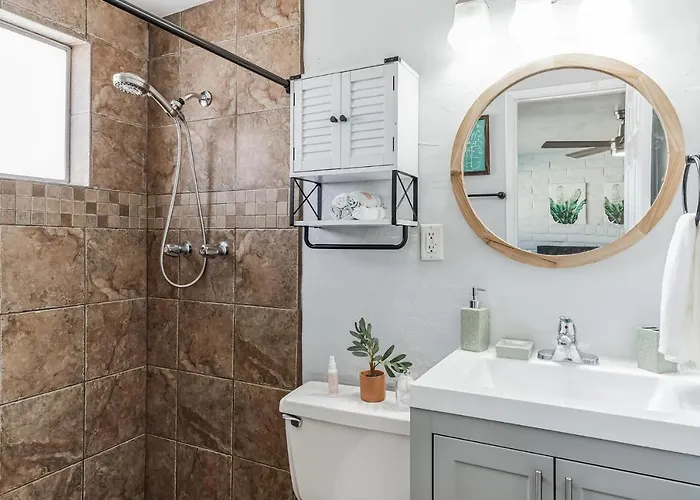 Family-friendly Desert Oasis * Tucson